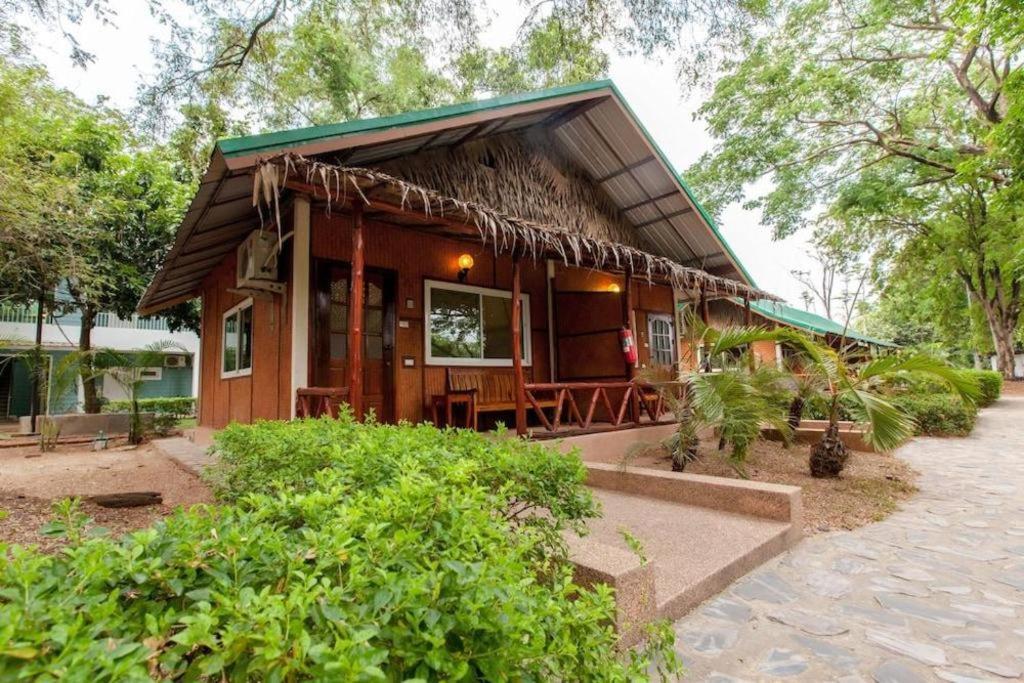 Varee Valley Resort And Restaurant Khonken Kültér fotó